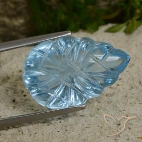 Topaze Bleu ciel naturelle Taille Fleur, 11.31 ct, Transparent