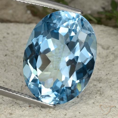 Topaze Bleu Suisse naturelle ovale, 21.85 ct, VVS