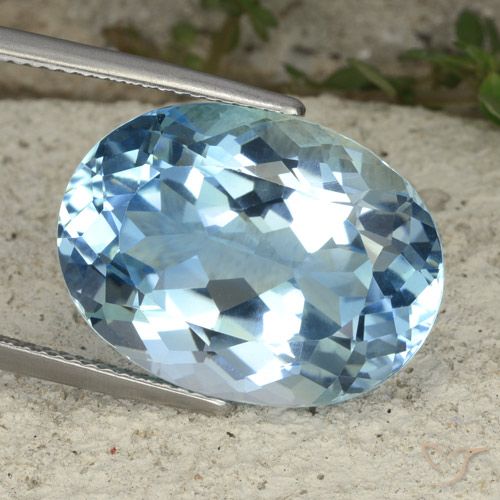 23.22ct Naturel Bleu ciel Topaze, ovale, VVS
