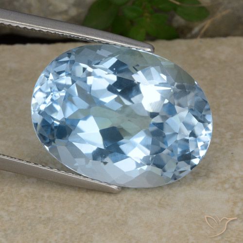 22.93ct Naturel Bleu ciel Topaze, ovale, VVS