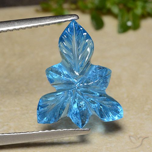 Topaze Bleu Suisse naturelle Taille Fleur, 6.80 ct, Transparent