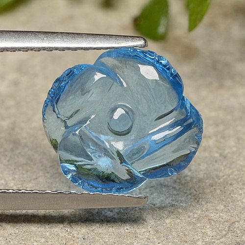 Topaze Bleu Suisse naturelle Taille Fleur, 3.93 ct, Translucide