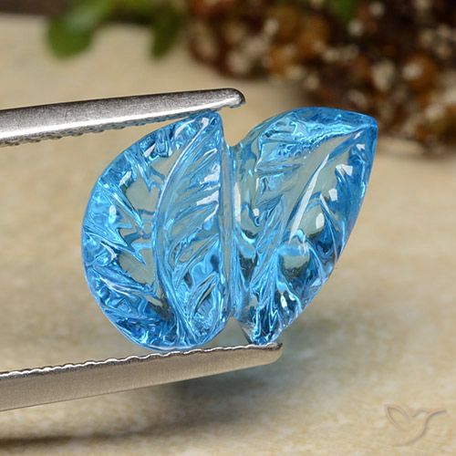 Topaze Bleu Suisse naturelle Taille Fleur, 5.81 ct, Transparent