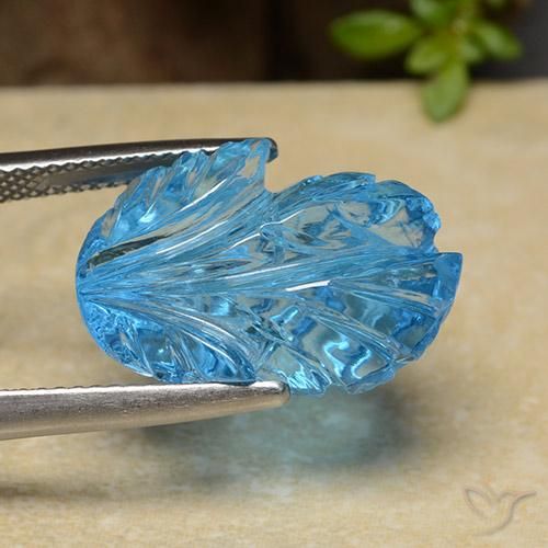 Topaze bleue naturelle forme fantaisie, 17,03 ct, transparent