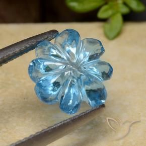 Topaze Bleu Suisse naturelle Taille Fleur, 4.08 ct, Transparent