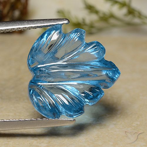 8.71ct Naturel Bleu Suisse Topaze, Taille Fleur, Transparent