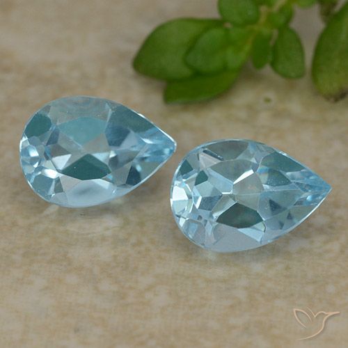 1.71ctw Naturel Bleu ciel Topaze, En forme de poire, VVS-VS