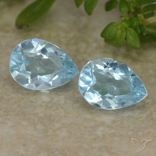 1.65ctw Naturel Bleu ciel Topaze, En forme de poire, VVS-VS
