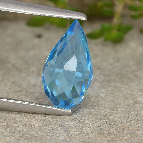 2.42ct Naturel Bleu Suisse Topaze, Briolette, VVS-VS