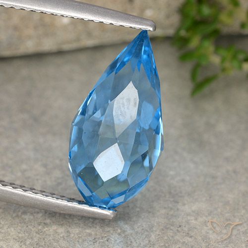 2.71ct Naturel Bleu Suisse Topaze, Briolette, VVS-VS