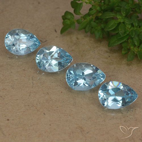 3.61ctw Naturel Bleu ciel Topaze, En forme de poire, VVS-VS