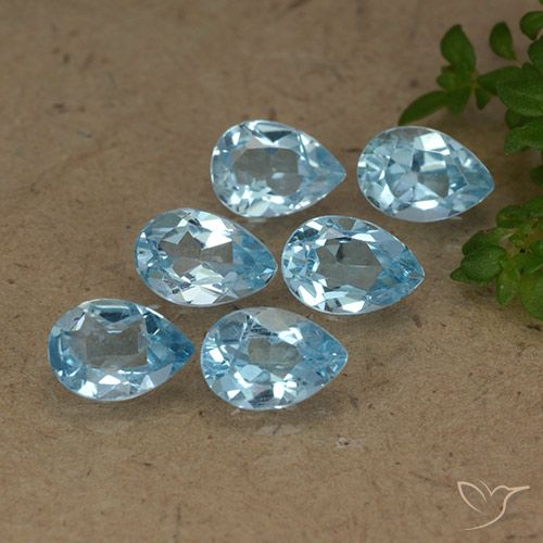 3.28ctw Naturel Bleu ciel Topaze, En forme de poire, VVS-VS