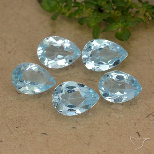 3.82ctw Naturel Bleu Suisse Topaze, En forme de poire, VVS-VS