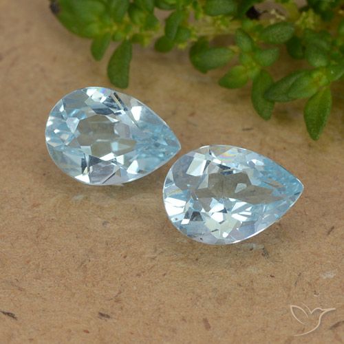 1.55ctw Naturel Bleu ciel Topaze, En forme de poire, VVS-VS