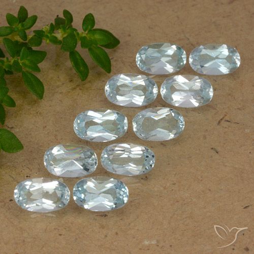 3.03ctw Naturel Bleu ciel Topaze, ovale, VS