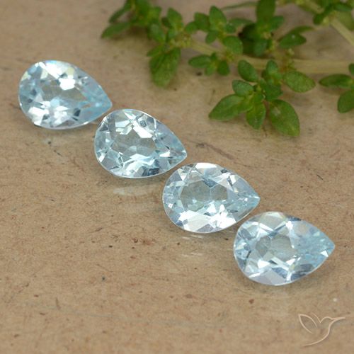 3.31ctw Naturel Bleu ciel Topaze, En forme de poire, VVS-VS