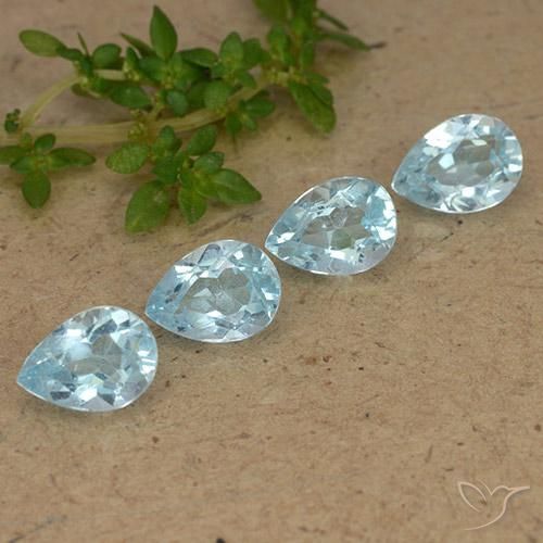 Shop natural 3.53ct Bleu Suisse Topaze gems, En forme de poire, from Brésil at GemSelect. In stock, global shipping!
