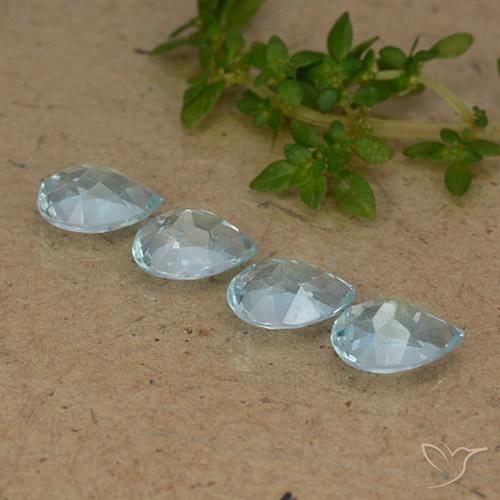 Shop natural 3.53ct Bleu Suisse Topaze gems, En forme de poire, from Brésil at GemSelect. In stock, global shipping!