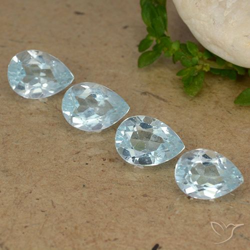 3.45ctw Naturel Bleu ciel Topaze, En forme de poire, VVS-VS