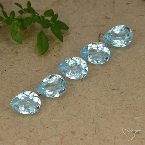 Shop natural 4.16ct Bleu Suisse Topaze gems, En forme de poire, from Brésil at GemSelect. In stock, global shipping!
