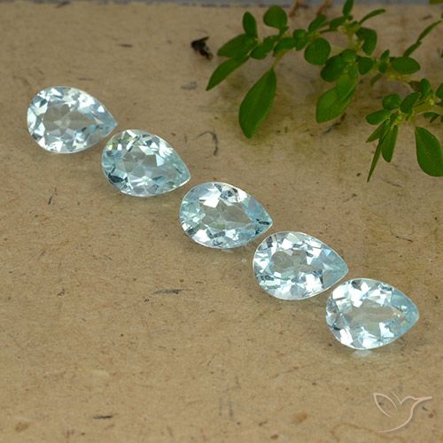 3.97ctw Naturel Bleu ciel Topaze, En forme de poire, VVS-VS