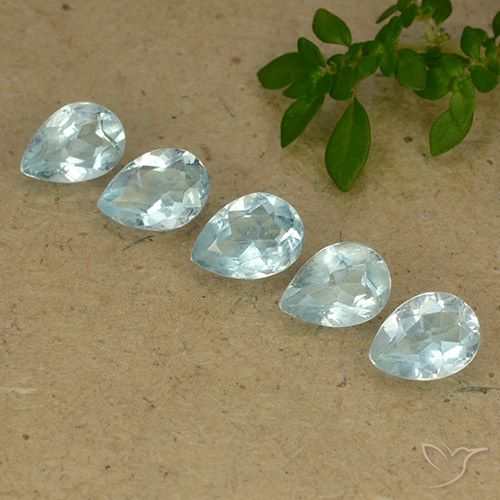 4.06ctw Naturel Bleu ciel Topaze, En forme de poire, VVS-VS