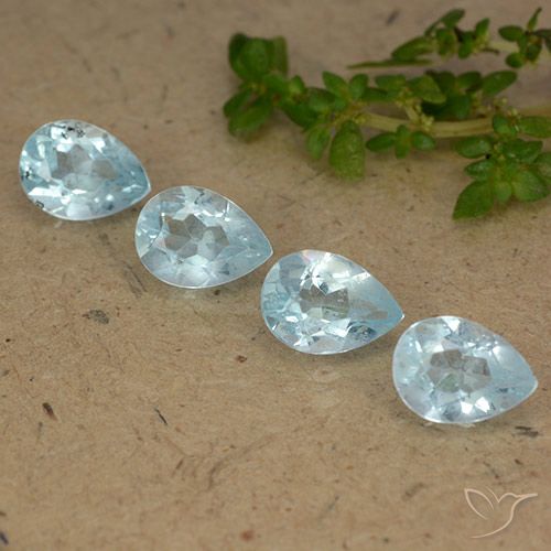 3.59ctw Naturel Bleu ciel Topaze, En forme de poire, VVS-VS