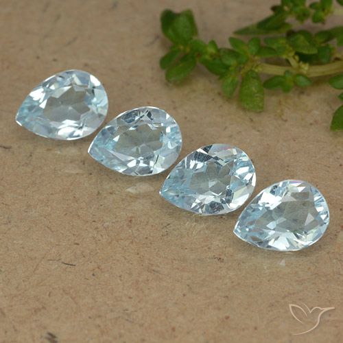 3.41ctw Naturel Bleu ciel Topaze, En forme de poire, VVS-VS