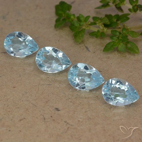 3.52ctw Naturel Bleu ciel Topaze, En forme de poire, VVS-VS