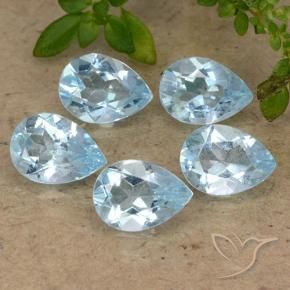 Shop natural 3.97ct Bleu ciel Topaze gems, En forme de poire, from Brésil at GemSelect. In stock, global shipping!
