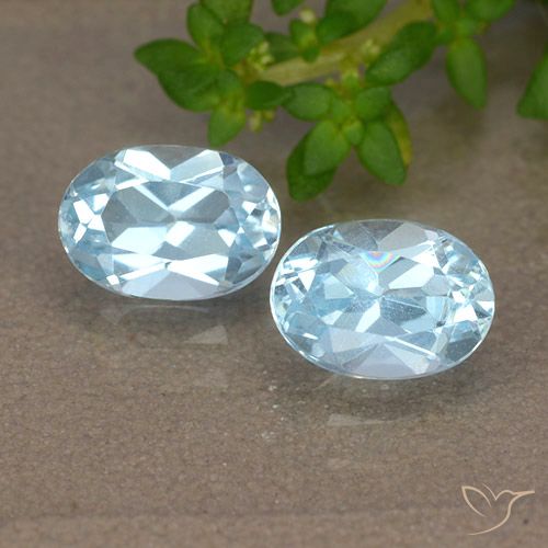 2.04ctw Naturel Bleu ciel Topaze, ovale, VVS-VS