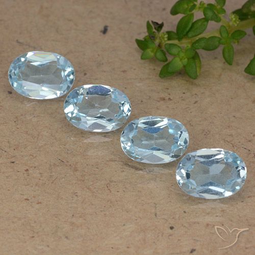 3.66ctw Naturel Bleu ciel Topaze, ovale, VVS-VS