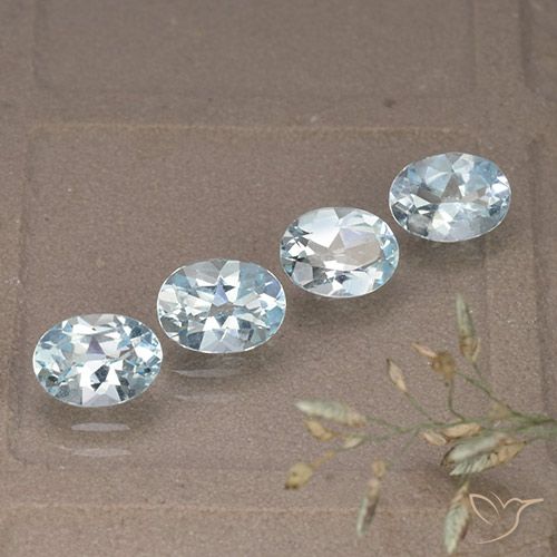 3.59ctw Naturel Bleu ciel Topaze, ovale, VVS-VS