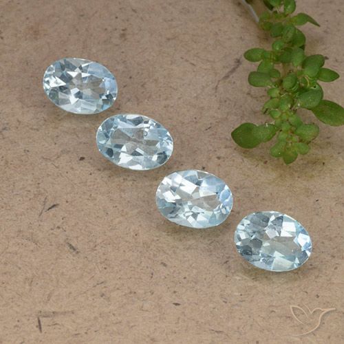3.55ctw Naturel Bleu ciel Topaze, ovale, VVS-VS