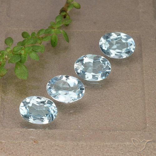 3.52ctw Naturel Bleu ciel Topaze, ovale, VVS-VS