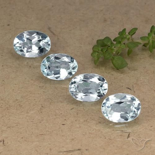 Shop natural 4.06ct Bleu ciel Topaze gems, ovale, from Brésil at GemSelect. In stock, global shipping!