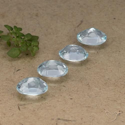 Shop natural 4.06ct Bleu ciel Topaze gems, ovale, from Brésil at GemSelect. In stock, global shipping!
