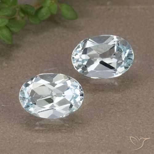 2.03ctw Naturel Bleu ciel Topaze, ovale, VVS-VS
