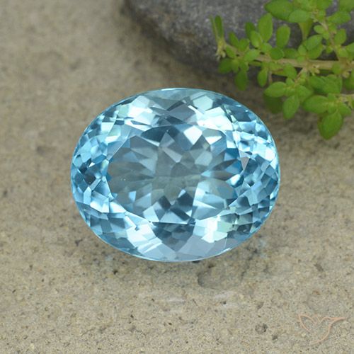 Topaze Bleu Suisse naturelle ovale, 33.77 ct, VVS-VS