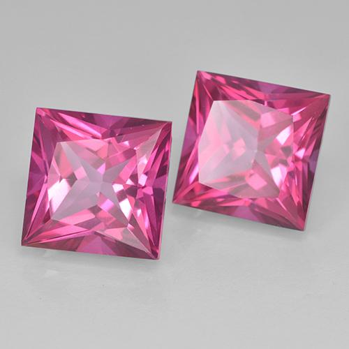 Achetez naturel 12.88ct Magenta profond Topaze gems, Carré, En provenance Brésil chez GemSelect. En stock, livraison internationale!