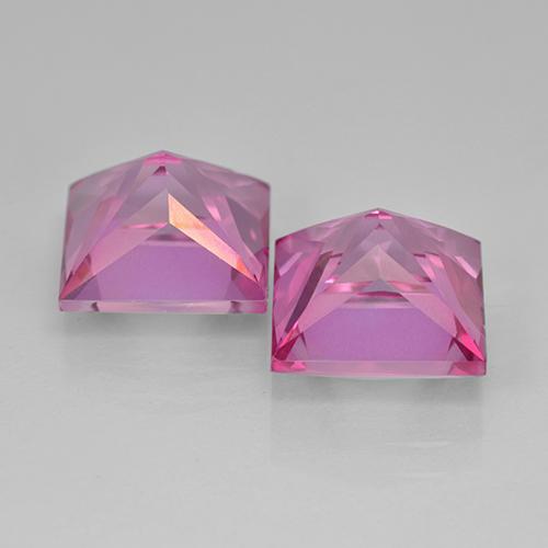 Achetez naturel 12.88ct Magenta profond Topaze gems, Carré, En provenance Brésil chez GemSelect. En stock, livraison internationale!