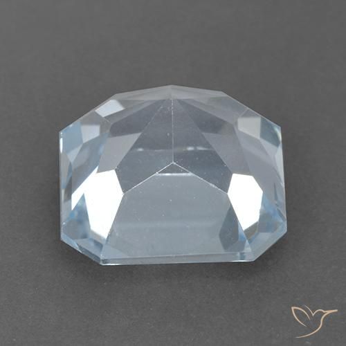 Topaze Bleu ciel naturelle Octogone / coupe Émeraude, 5.79 ct, VVS-VS
