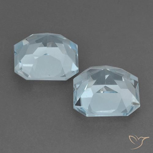 Shop natural 11.30ct Bleu ciel Topaze gems, Octogone / coupe Émeraude, from Brésil at GemSelect. In stock, global shipping!