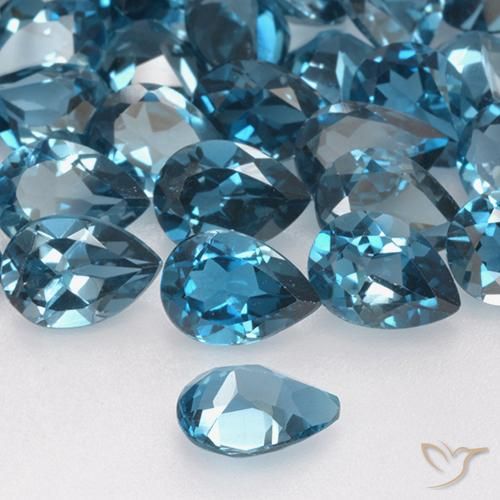 Topaze Bleu Londres naturelle En forme de poire, 0.79 ct, VVS-VS