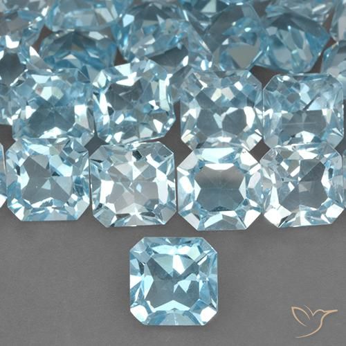 3.04ct Naturel Bleu ciel Topaze, Taille émeraude, VVS-VS