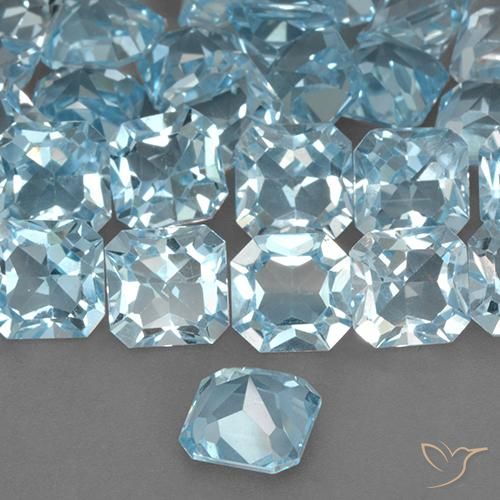 Topaze Bleu ciel naturelle Octogone / coupe Émeraude, 3.04 ct, VVS-VS
