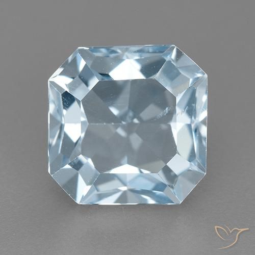 3.27ct Naturel Bleu ciel Topaze, Taille émeraude, VVS-VS