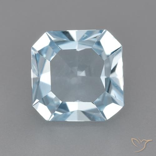 2.67ct Naturel Bleu ciel Topaze, Taille émeraude, VVS
