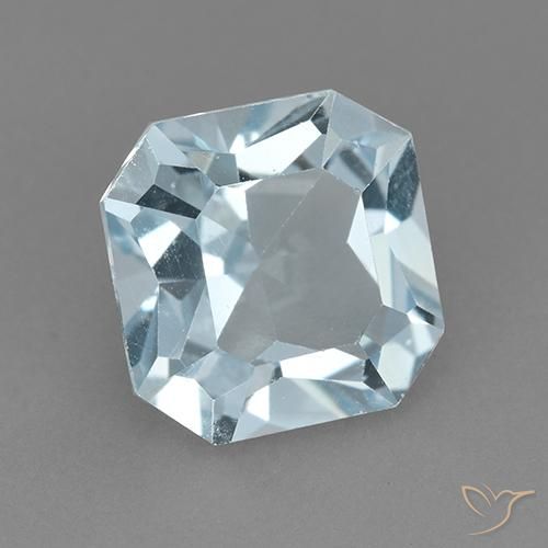 Topaze Bleu ciel naturelle Octogone / coupe Émeraude, 2.88 ct, VVS-VS