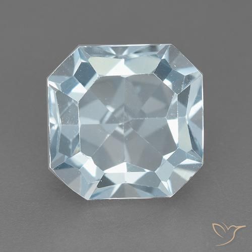 3.14ct Naturel Bleu ciel Topaze, Taille émeraude, VVS